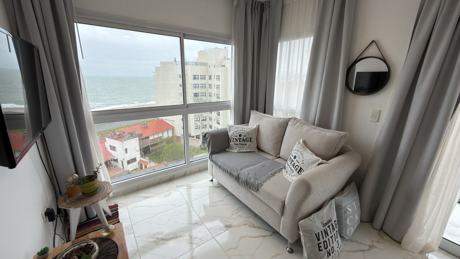 2 AMBIENTES PREMIUM AL FRENTE CON VISTA AL MAR - Parque Luro — foto 2