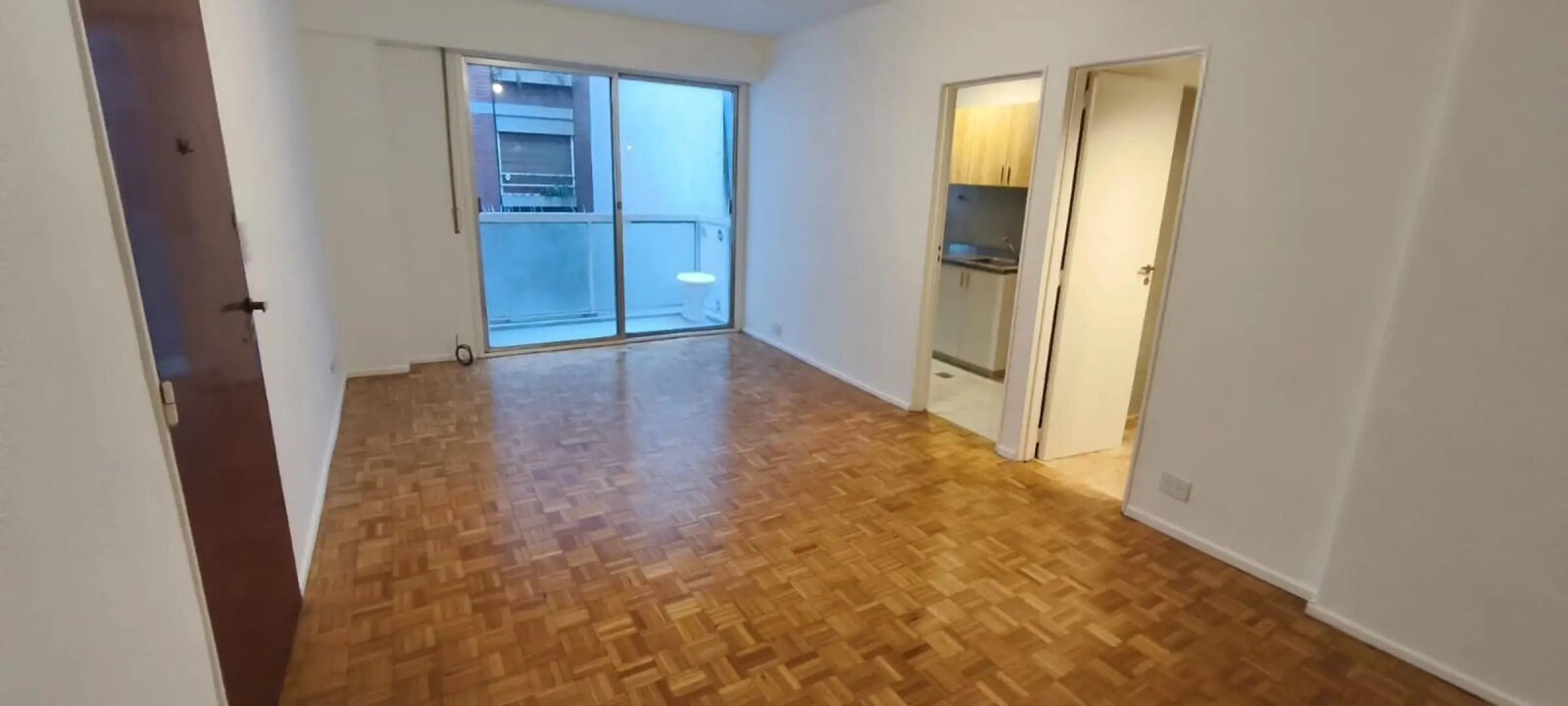 San Telmo, Avenida Paseo Colón 700, Monoambiente, 30 m², USD 60.000 — foto 3
