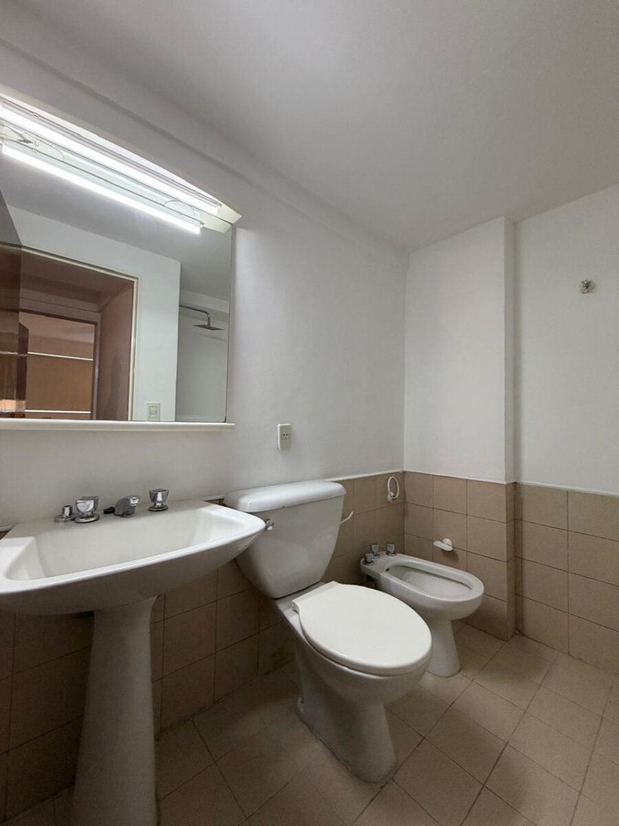VENTA DPTO 3 DORMITORIOS CON COCHERA - FRENTE A PLAZA ESPAÑA - Imagen 7