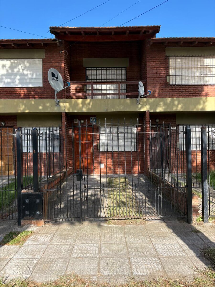 Duplex 2 ambientes con partio y cochera Santa Teresita 4 cuadras del mar - 27