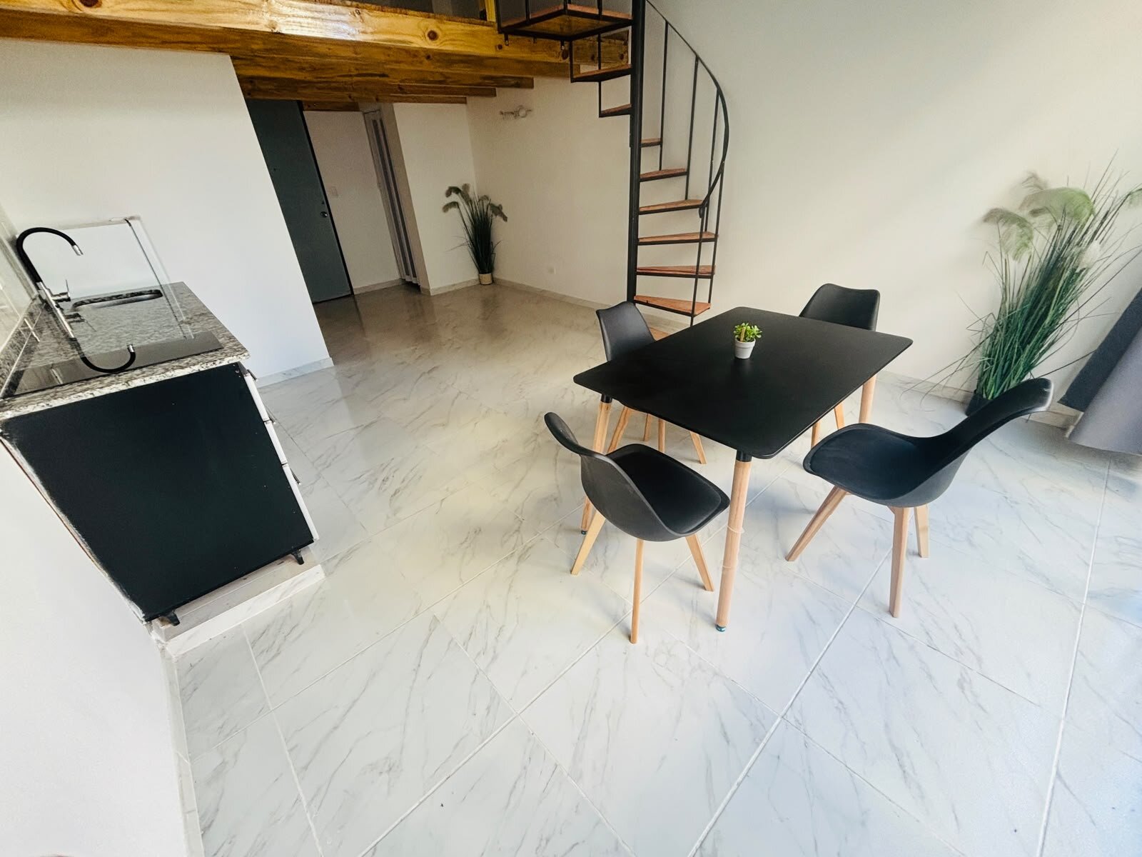 Se vende un agradable departamento tipo Loft refaccionado a nuevo - San Nicolas — foto 5