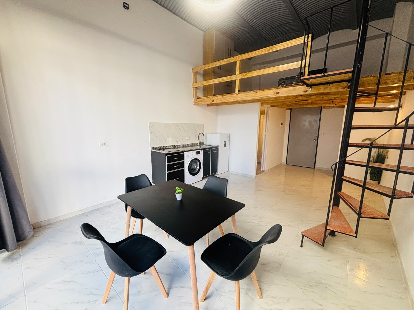 Se vende un agradable departamento tipo Loft refaccionado a nuevo - San Nicolas — foto 6