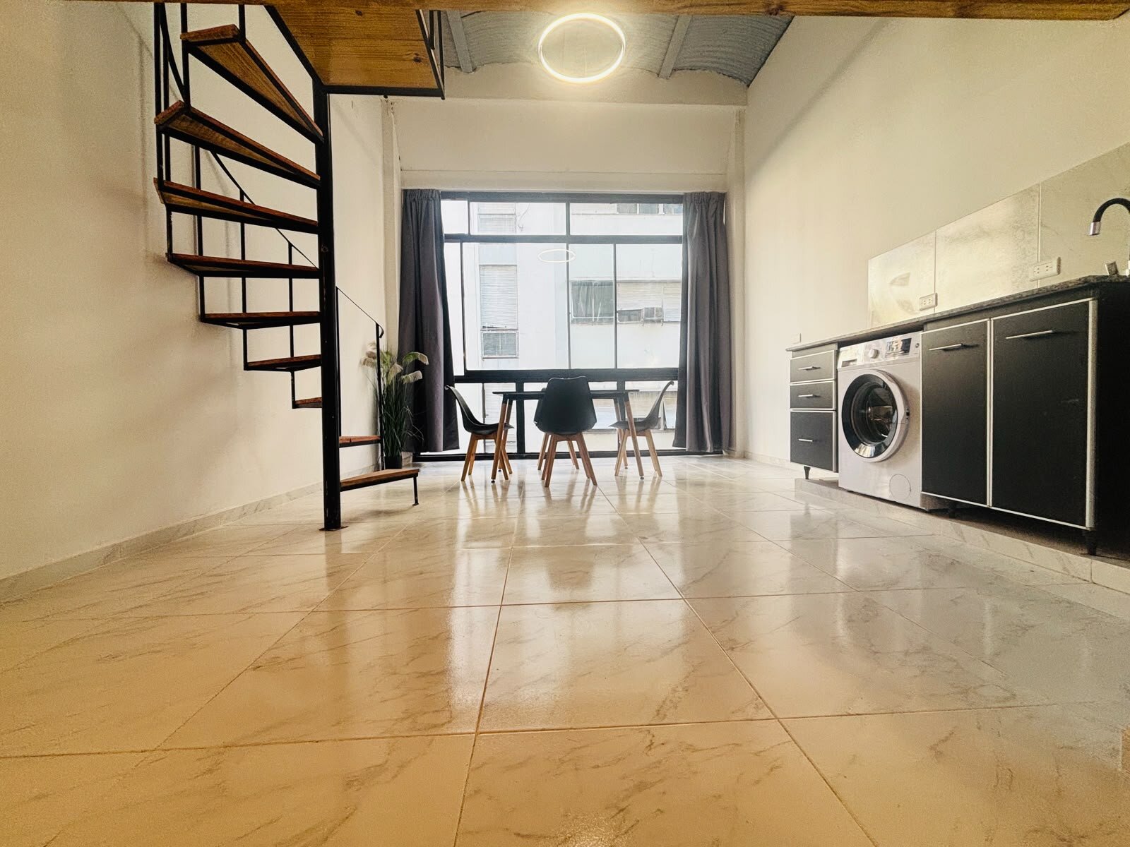 Se vende un agradable departamento tipo Loft refaccionado a nuevo - San Nicolas