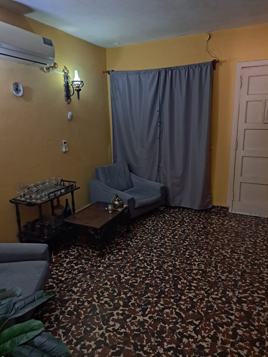 Casa 3 ambientes con fondo y cochera Lanus Este - 18