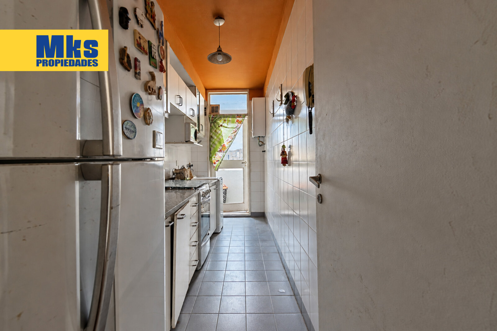 Venta de 2 ambientes en Avellaneda c/balcon y vista abierta. Torres Pueyrredon. - 4