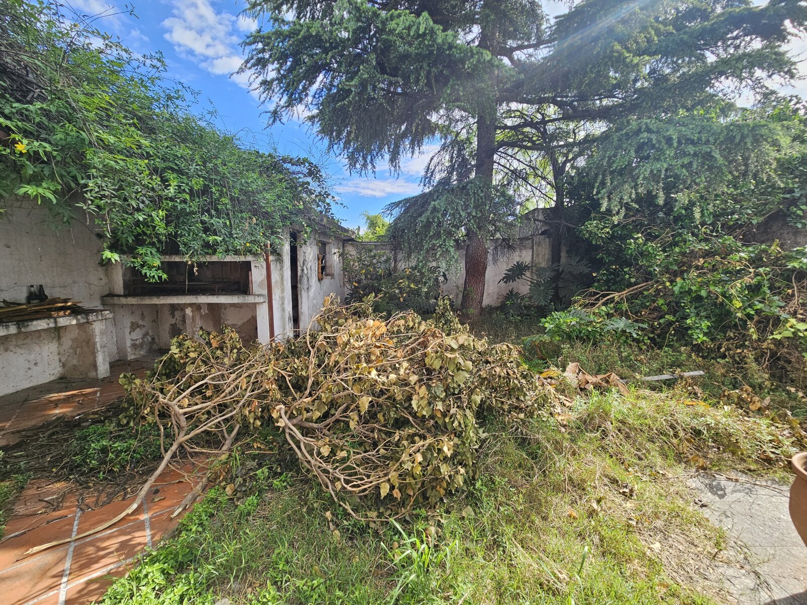 Casa a refaccionar en linda zona para inversión — foto 13