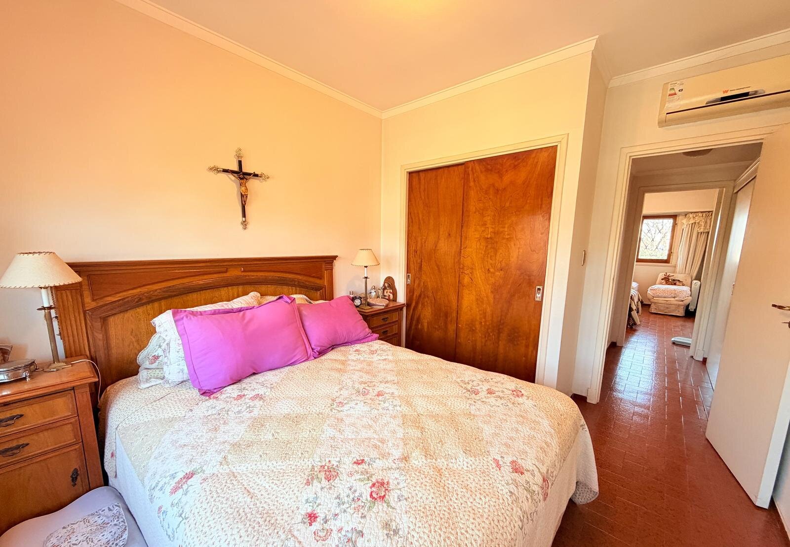 VENTA CASA CHALET 4 AMBIENTES CON JARDIN Y GARAGE - 17