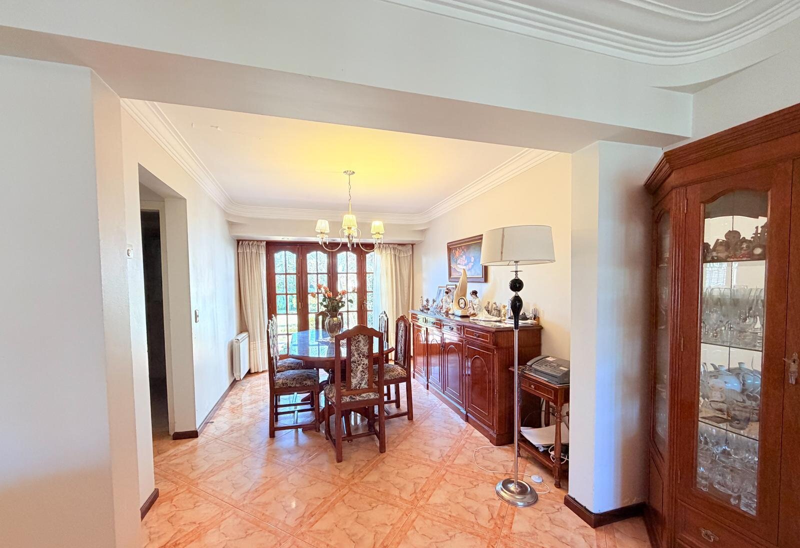 VENTA CASA CHALET 4 AMBIENTES CON JARDIN Y GARAGE — foto 8