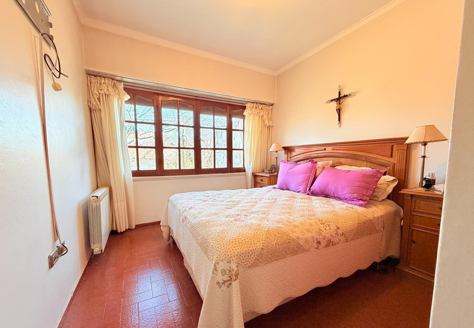 VENTA CASA CHALET 4 AMBIENTES CON JARDIN Y GARAGE - 18