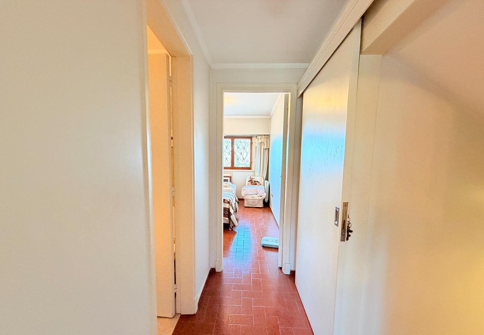 VENTA CASA CHALET 4 AMBIENTES CON JARDIN Y GARAGE - 23