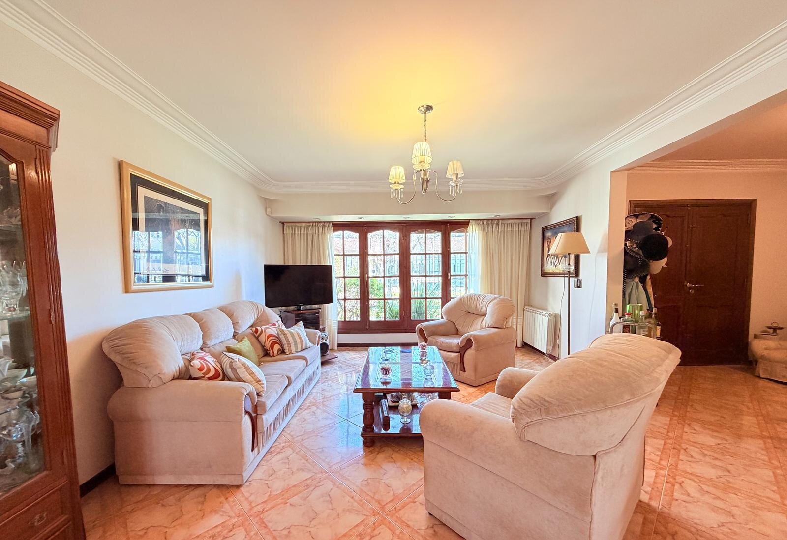 VENTA CASA CHALET 4 AMBIENTES CON JARDIN Y GARAGE — foto 6