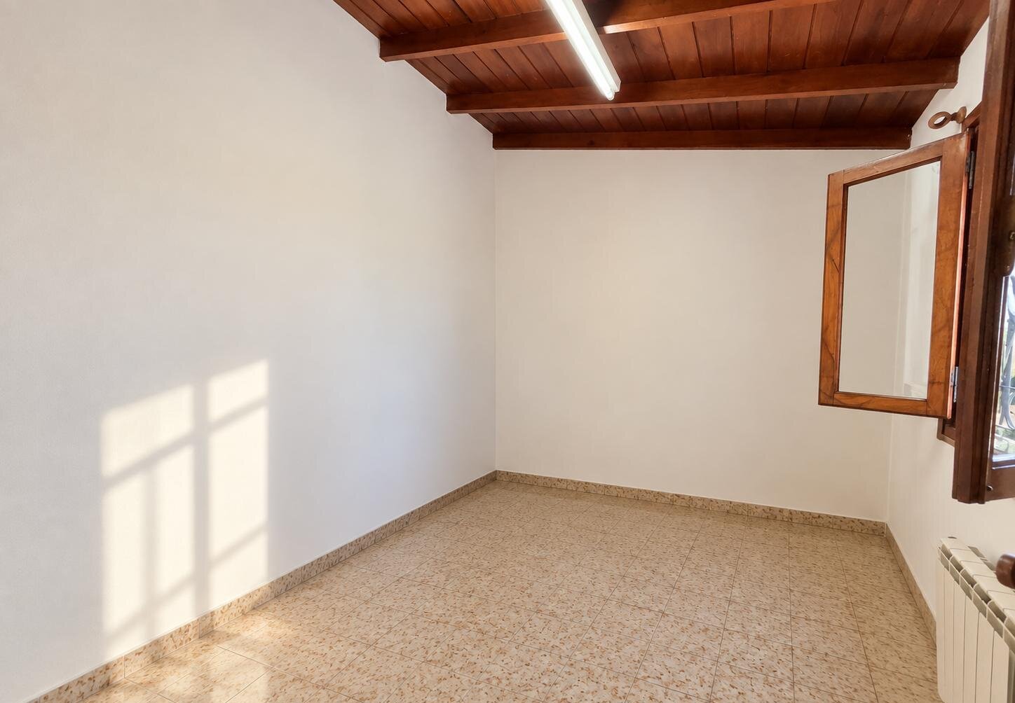 VENTA CASA CHALET 4 AMBIENTES CON JARDIN Y GARAGE - 22