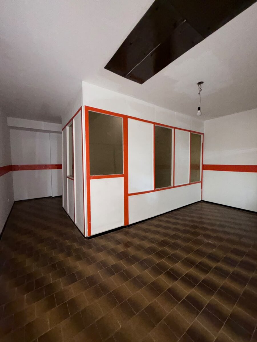Oficina En venta Cerro de las Rosas - Imagen 2