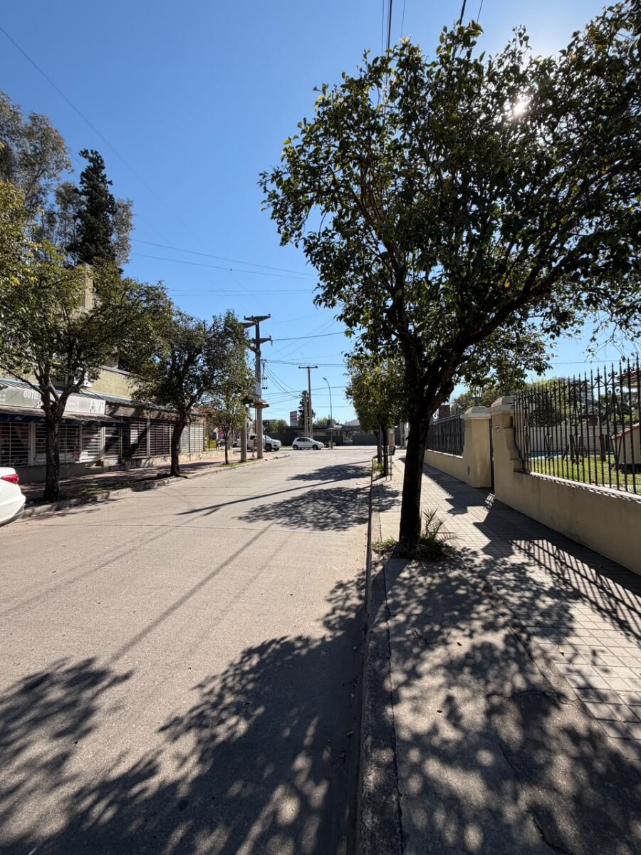 Oficina En venta Cerro de las Rosas - Imagen 18