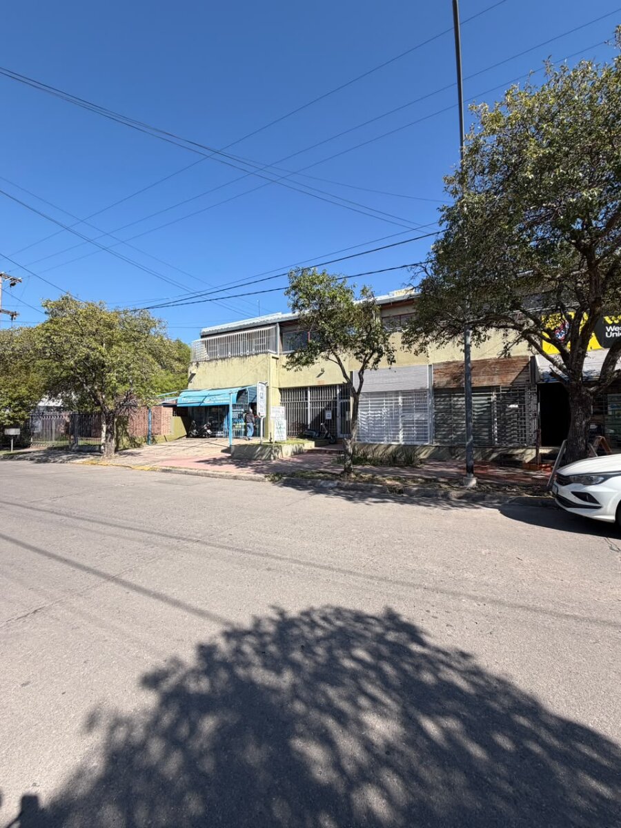 Oficina En venta Cerro de las Rosas - Imagen 19