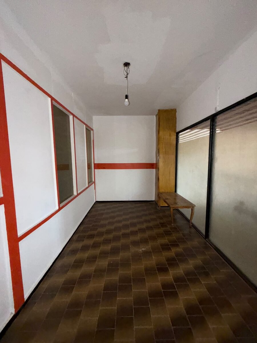 Oficina En venta Cerro de las Rosas - Imagen 4