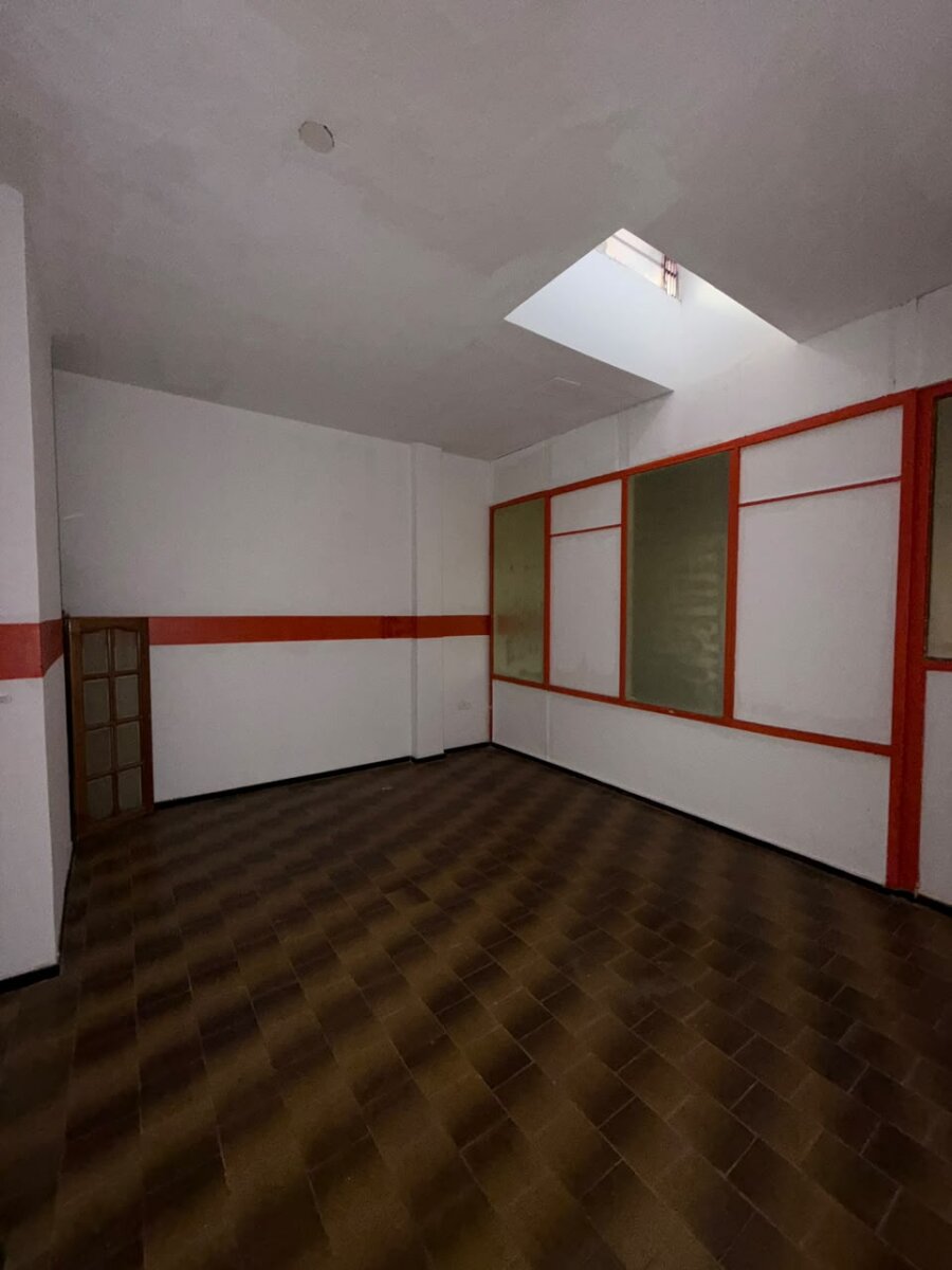 Oficina En venta Cerro de las Rosas - Imagen 5