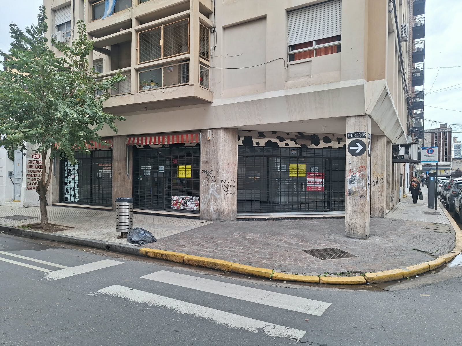 Local alquiler Entre Rios y Ricardone - 2