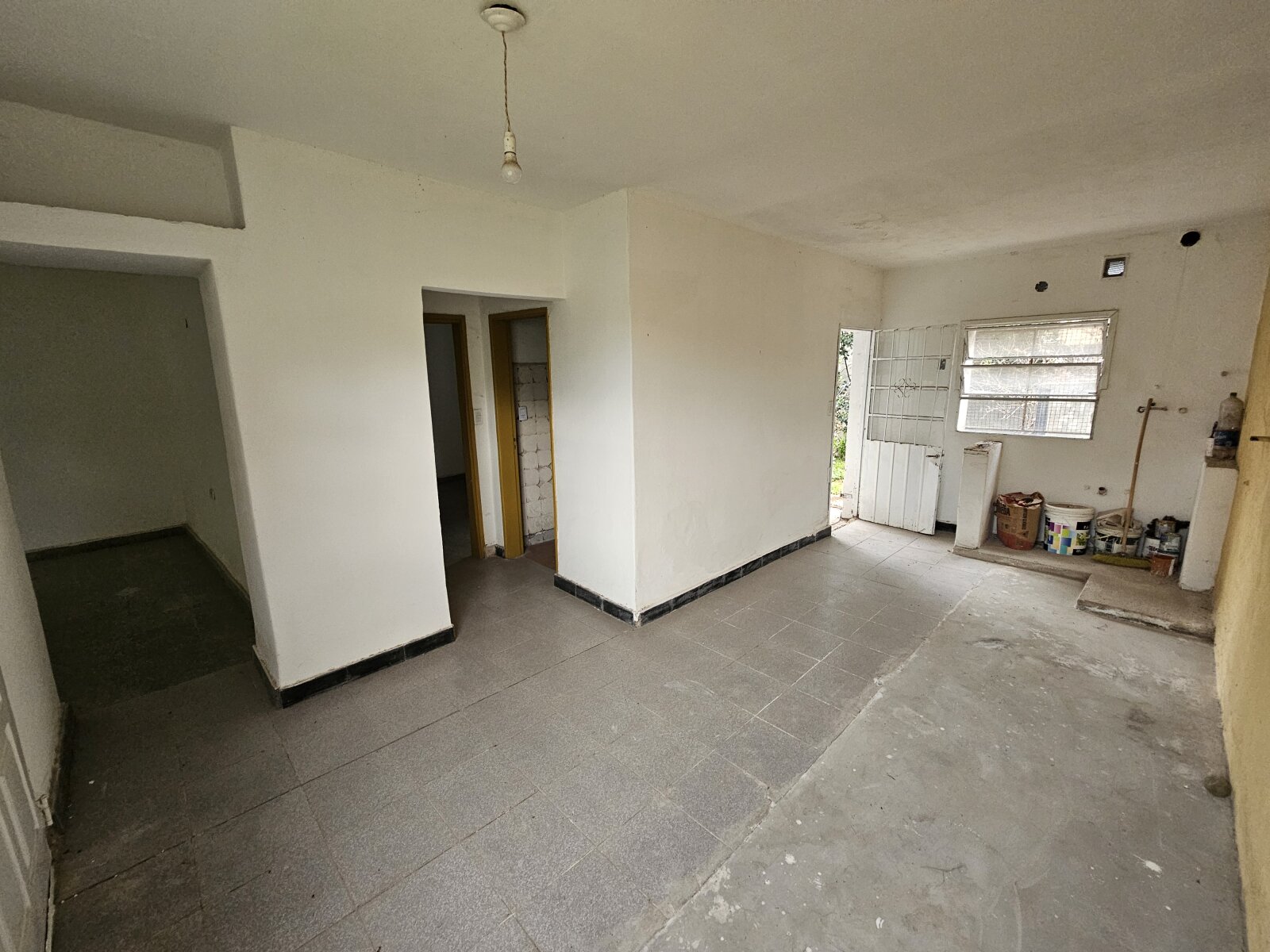 Posesión de casa interna enfrente al CPC de Monseñor Pablo Cabrera — foto 3