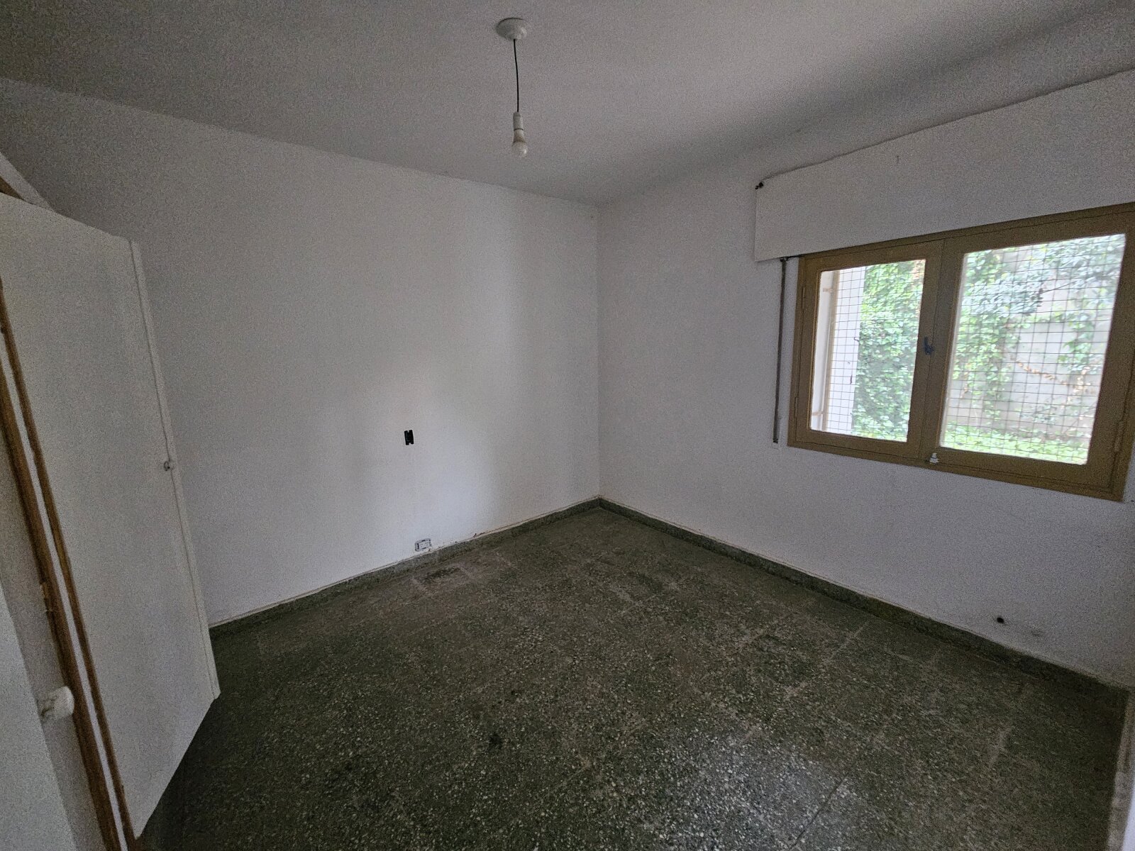 Posesión de casa interna enfrente al CPC de Monseñor Pablo Cabrera — foto 8