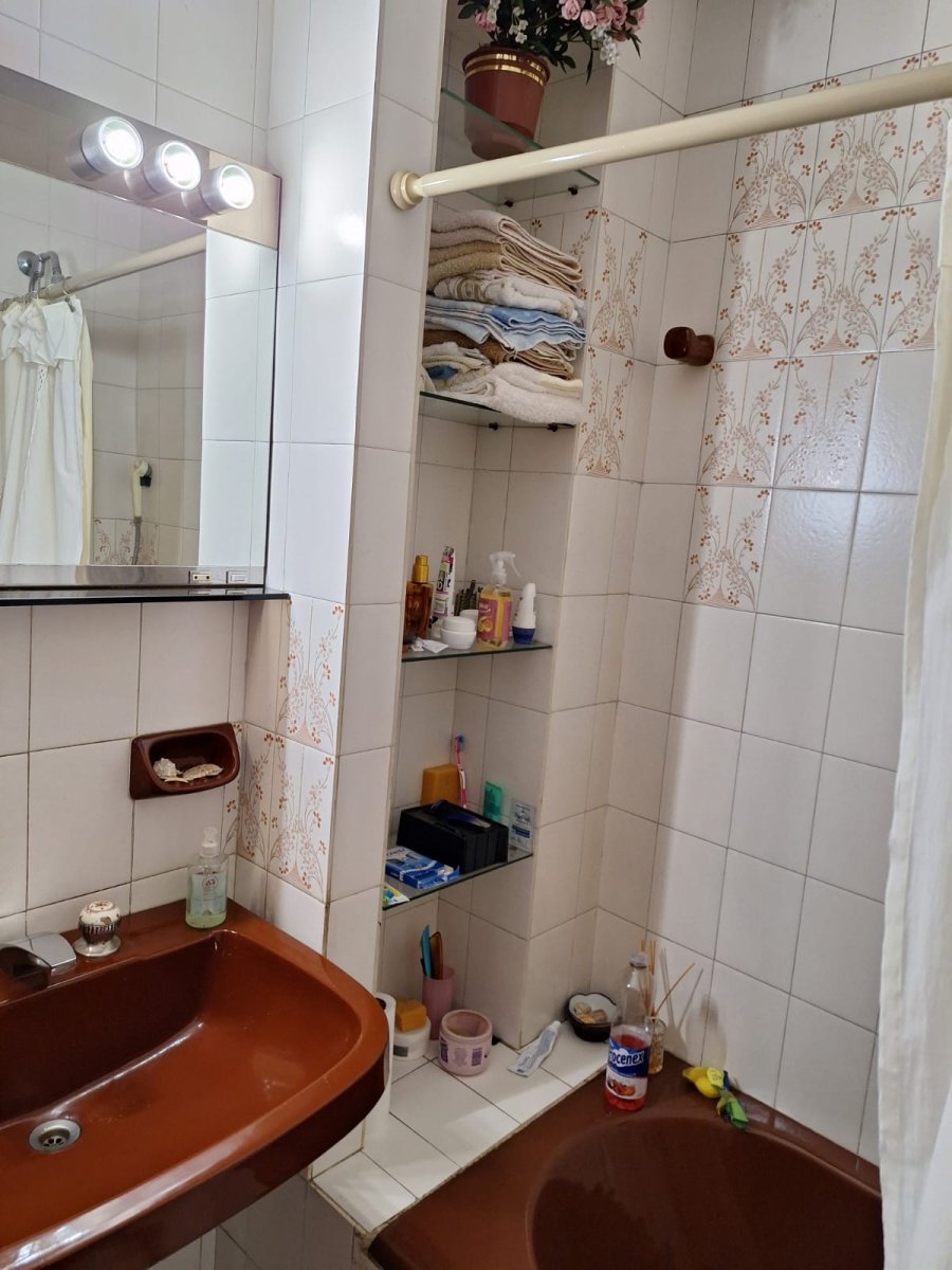 CASA 4 AMBIENTES CON LOCAL VENTA EN BLOCK — foto 14