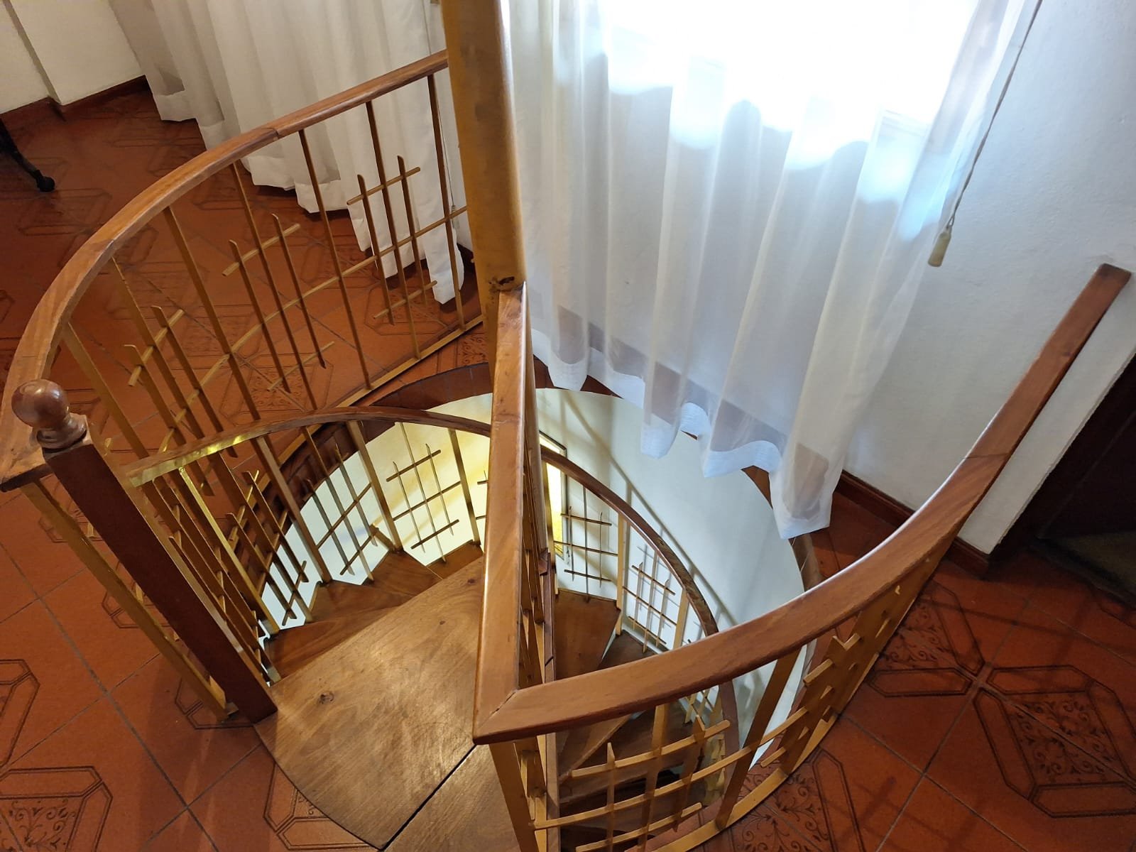 CASA 4 AMBIENTES CON LOCAL VENTA EN BLOCK — foto 4