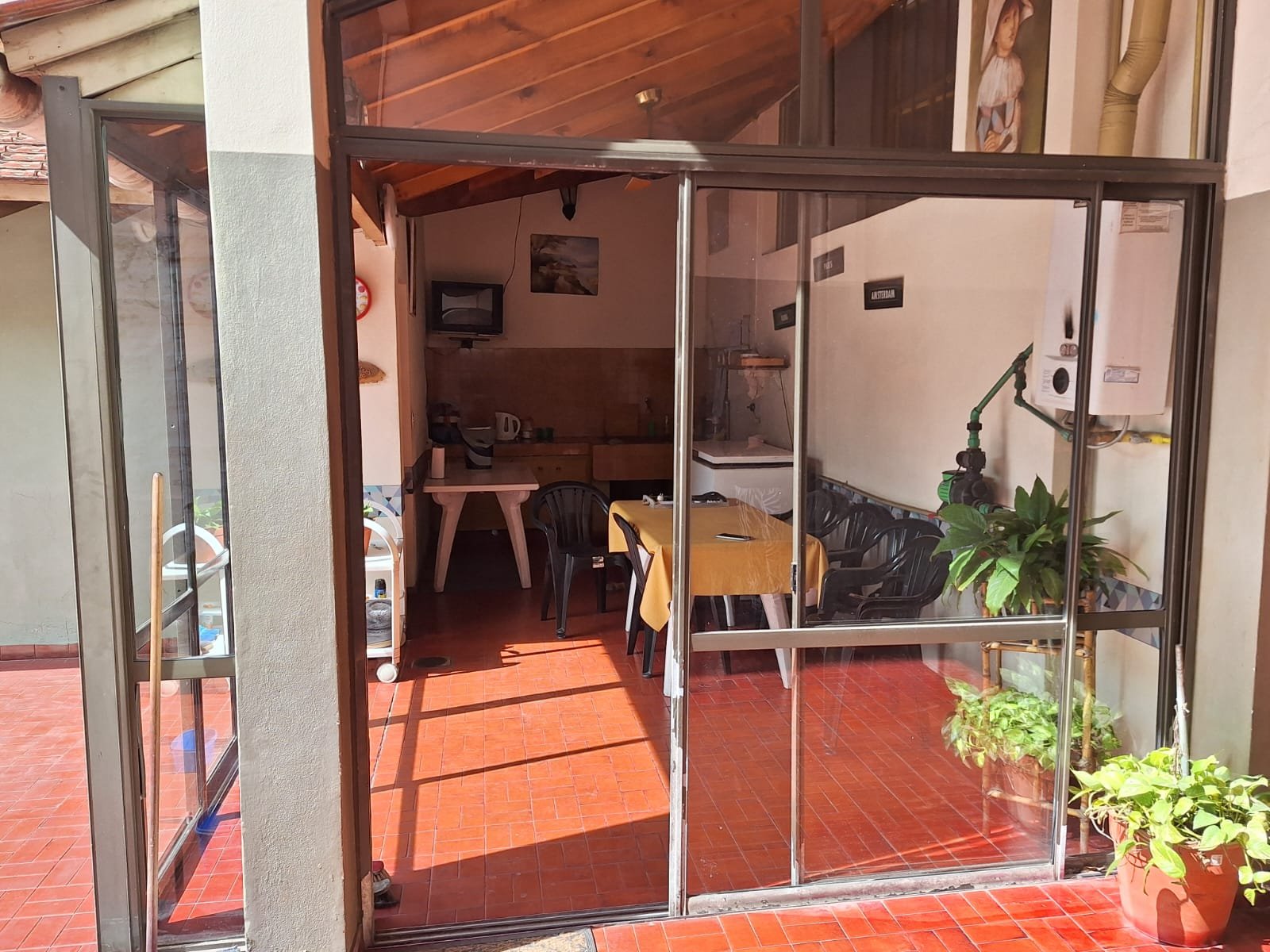 CASA 4 AMBIENTES CON LOCAL VENTA EN BLOCK - 21