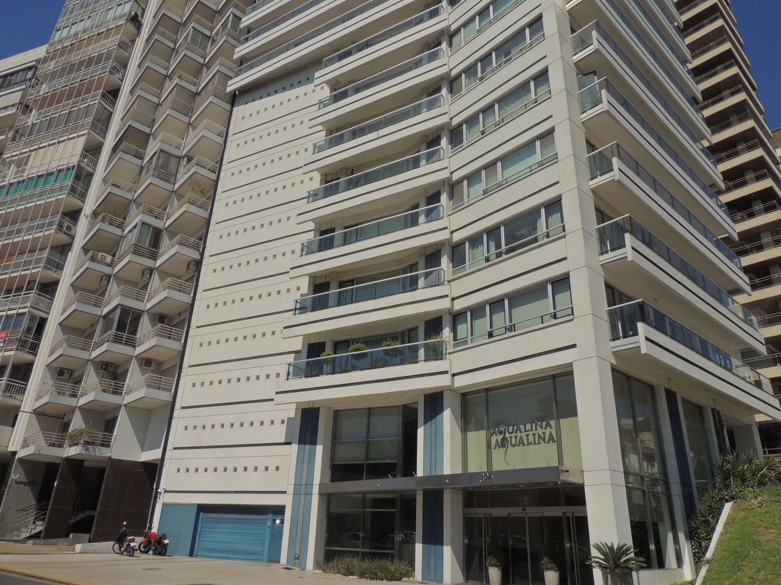 Departamento de 3 dormitorios en Alquiler -Aqualina - 36