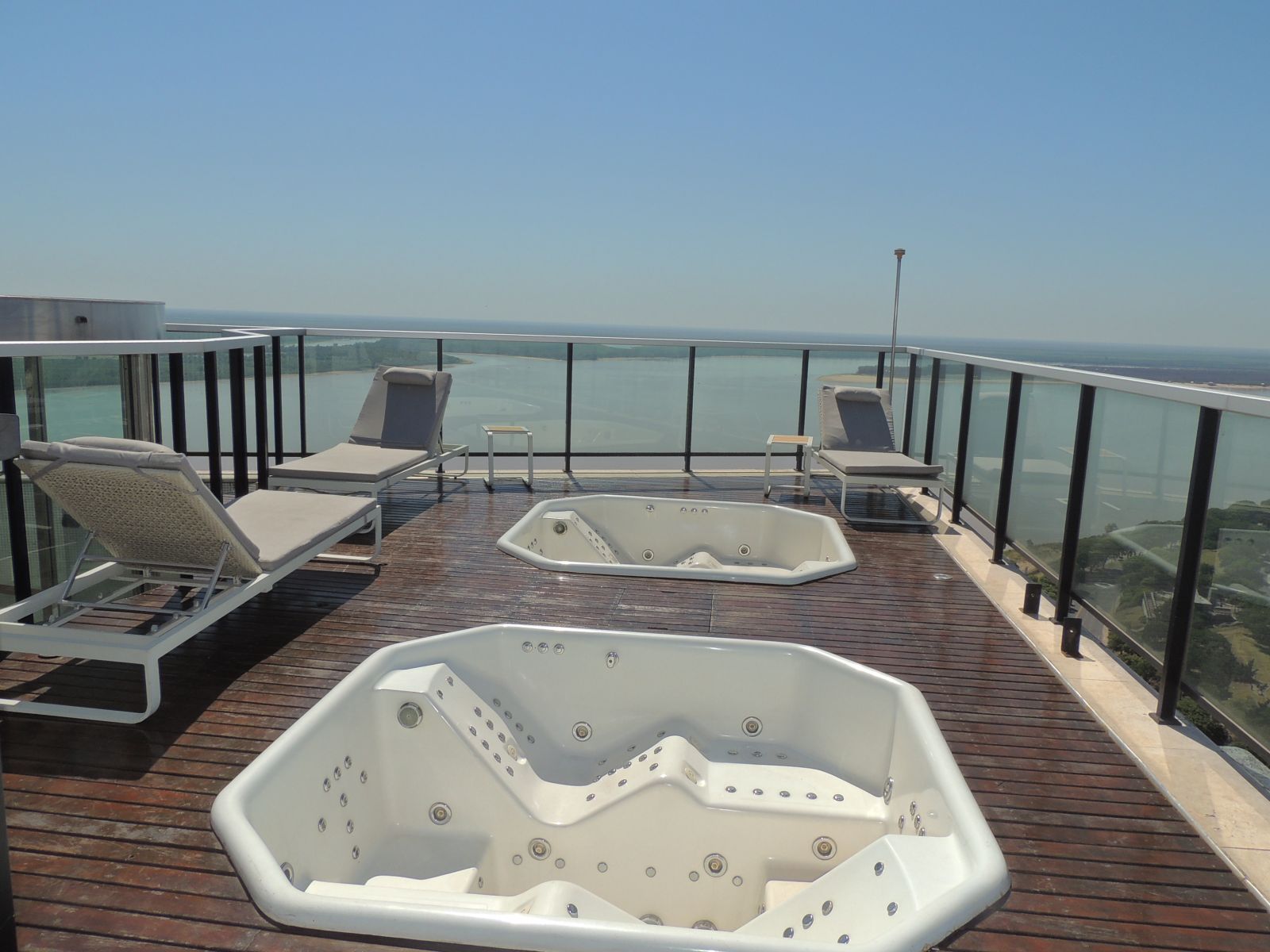 Departamento de 3 dormitorios en Alquiler -Aqualina - 35