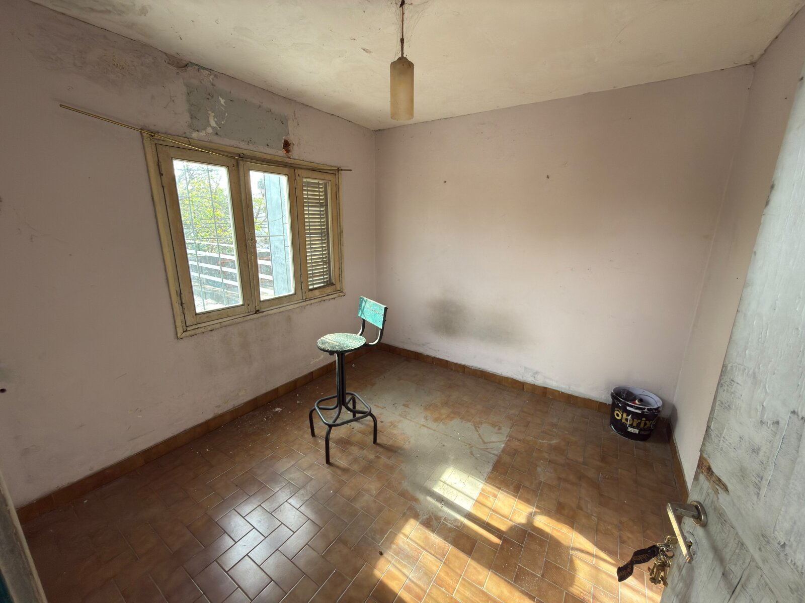 Casa de 2 dormitorios con local comercial y cochera — foto 11