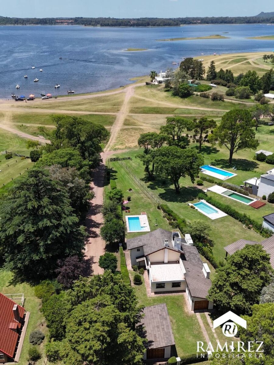 Casa en Villa del dique Con costa de Lago - Imagen 11