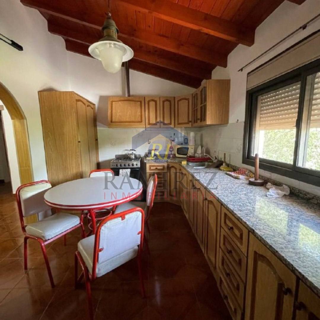Casa Con local comercial en Centro de Villa Rumipal Calamuchita — foto 2