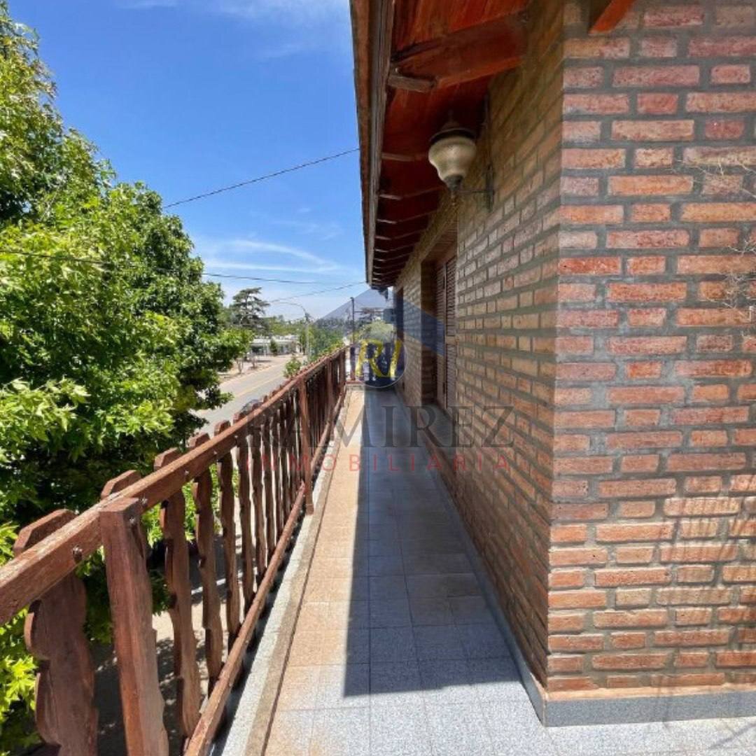 Casa Con local comercial en Centro de Villa Rumipal Calamuchita - Imagen 16