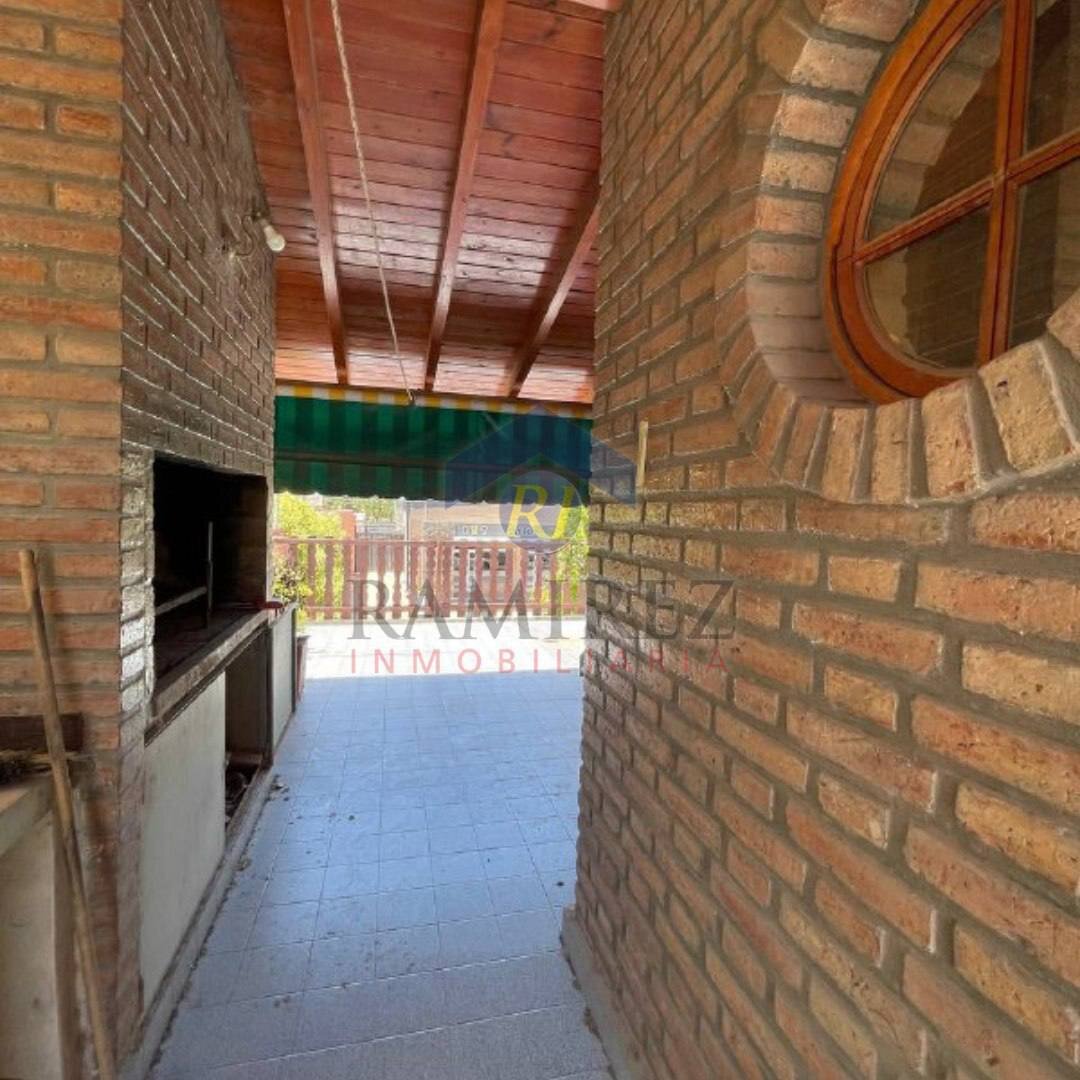 Casa Con local comercial en Centro de Villa Rumipal Calamuchita — foto 12