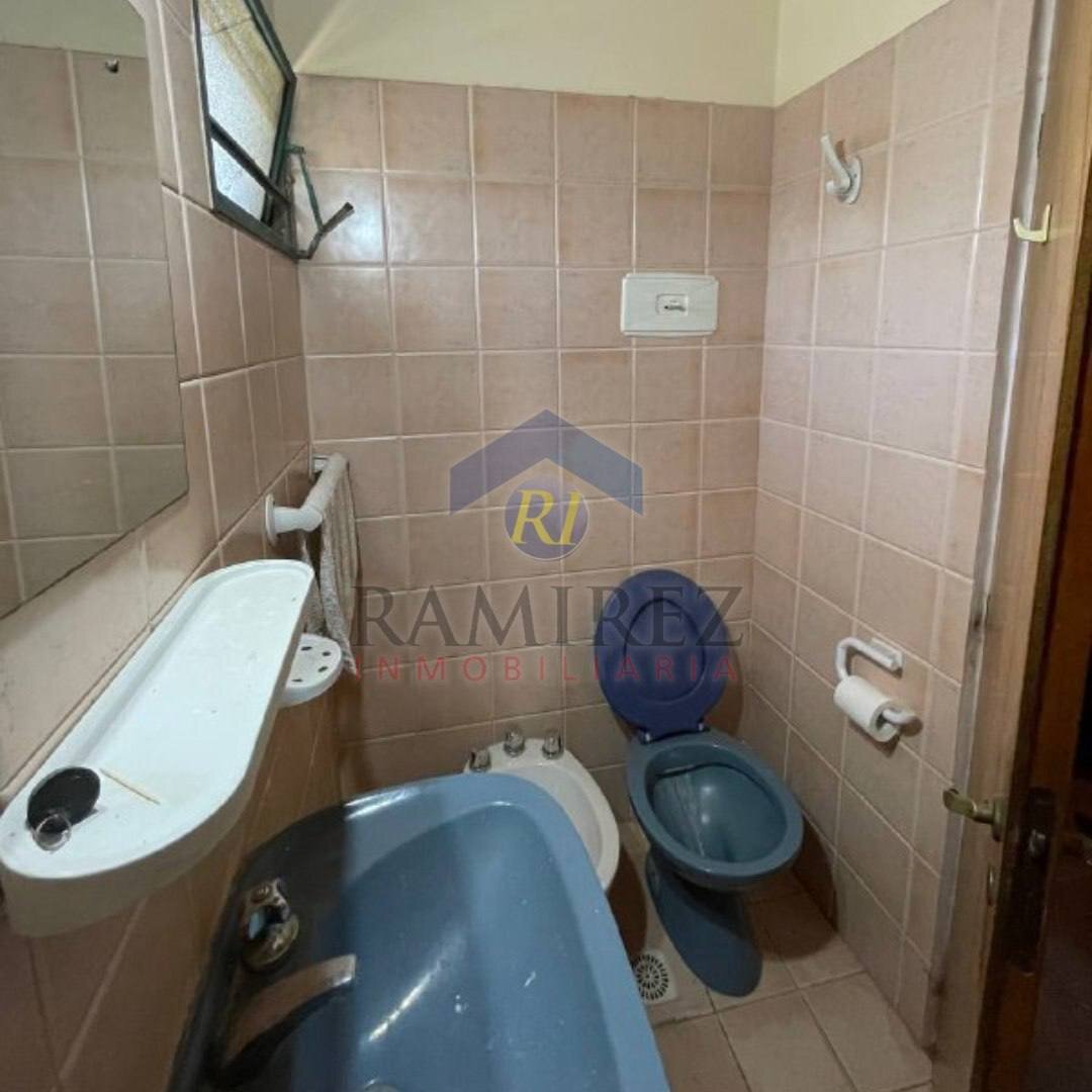 Casa Con local comercial en Centro de Villa Rumipal Calamuchita — foto 4