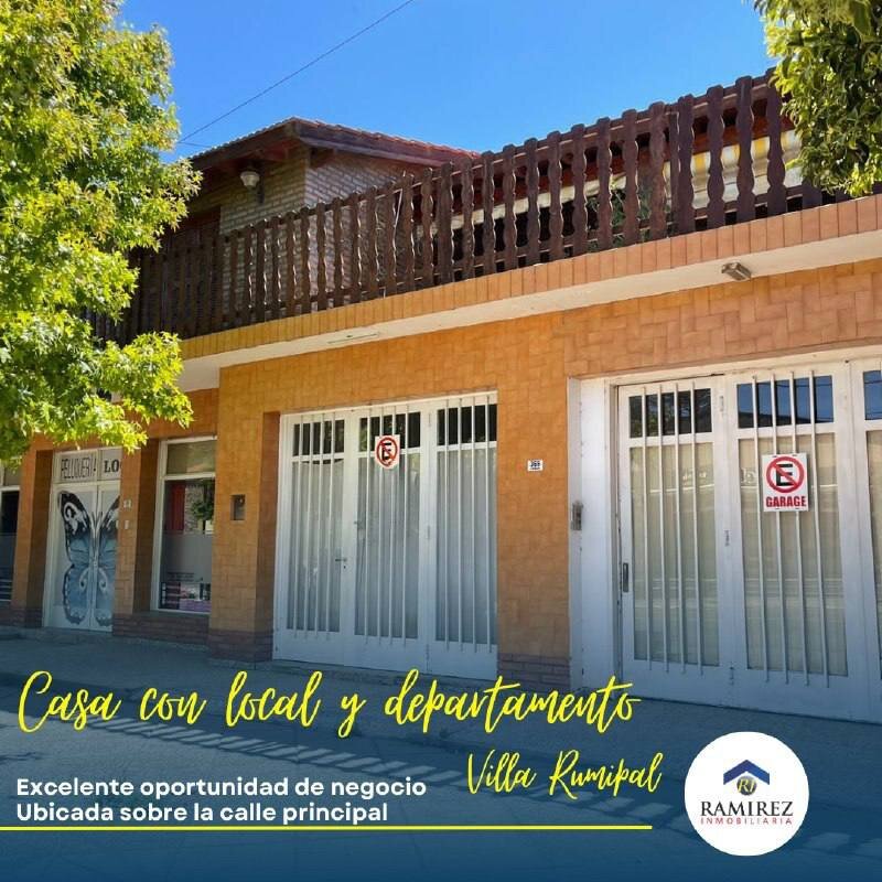 Casa Con local comercial en Centro de Villa Rumipal Calamuchita