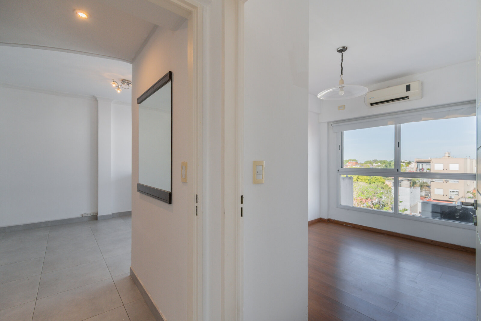 DEPARTAMENTO . CONTRAFRENTE . BALCÓN CON VISTA ABIERTA. COCHERA — foto 10