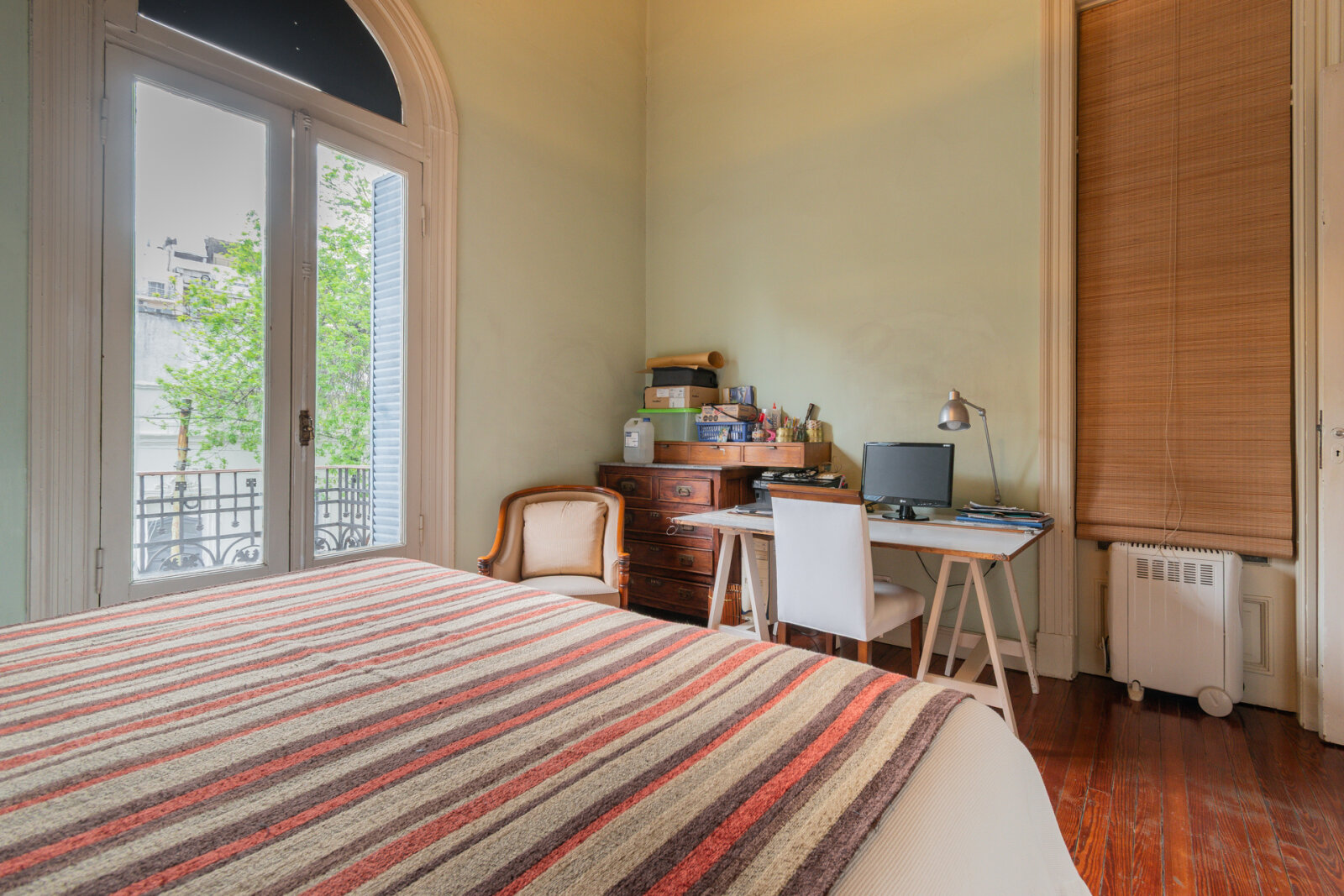 PH 4 ambientes, primer piso al frente con balcon y terraza. Entrada independiente - Caballito Norte - 37