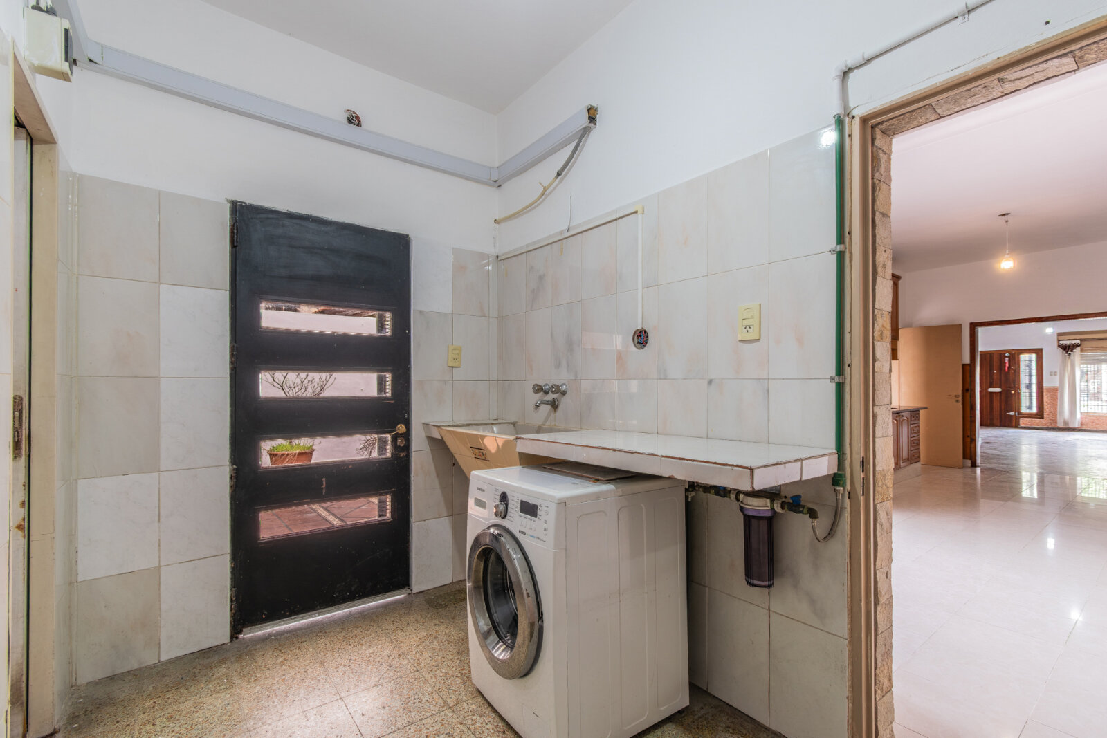 VENTA. CASA. 4 AMBIENTES. PILETA. QUINCHO. TALLER. QUILMES. - 20