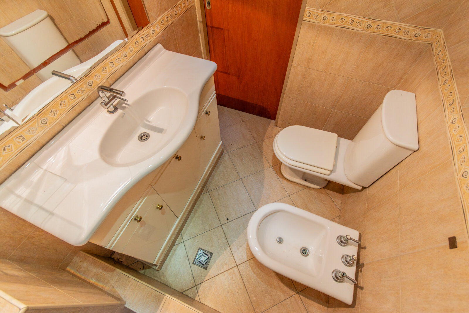 VENTA. CASA. 4 AMBIENTES. PILETA. QUINCHO. TALLER. QUILMES. — foto 15