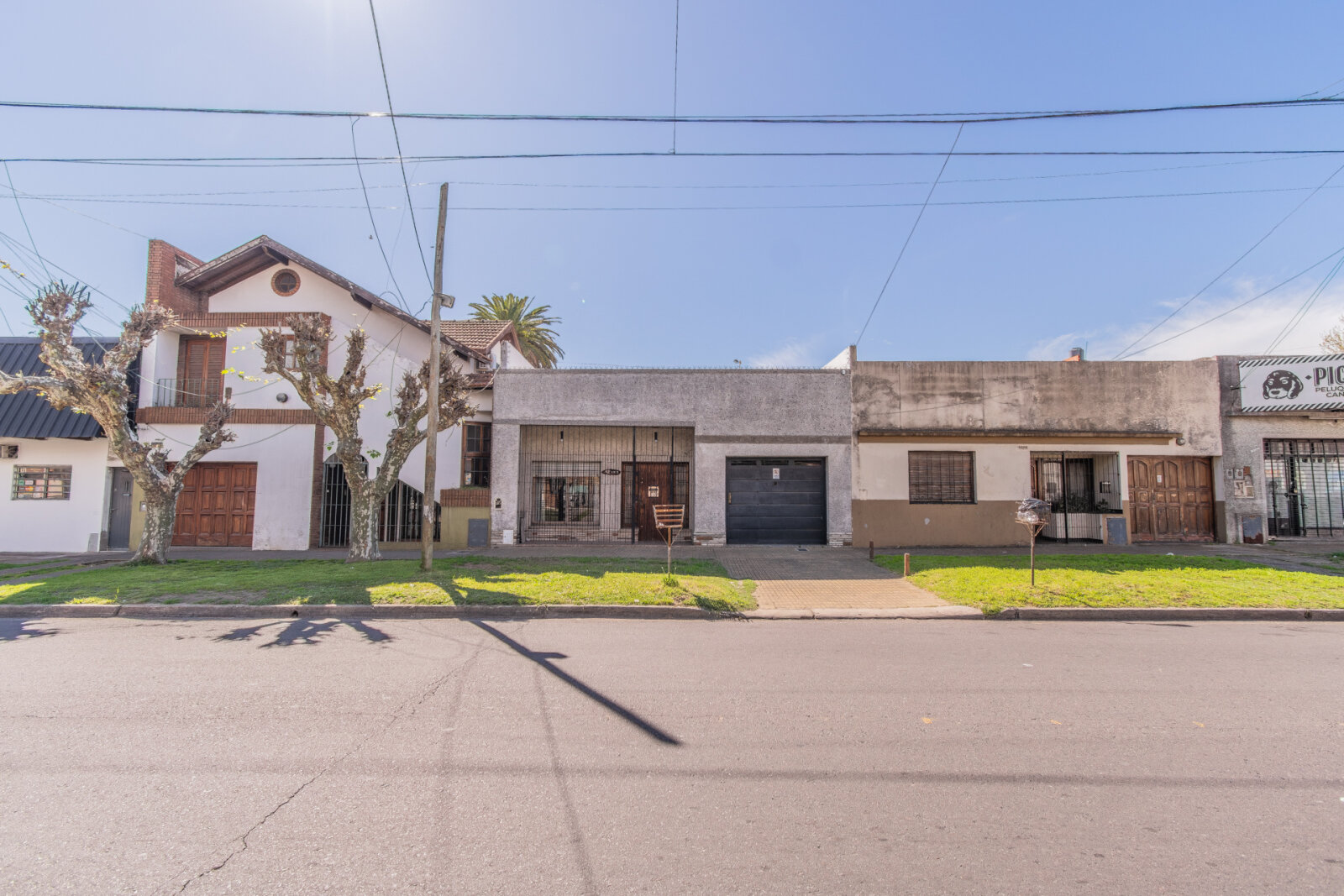VENTA. CASA. 4 AMBIENTES. PILETA. QUINCHO. TALLER. QUILMES. - 52