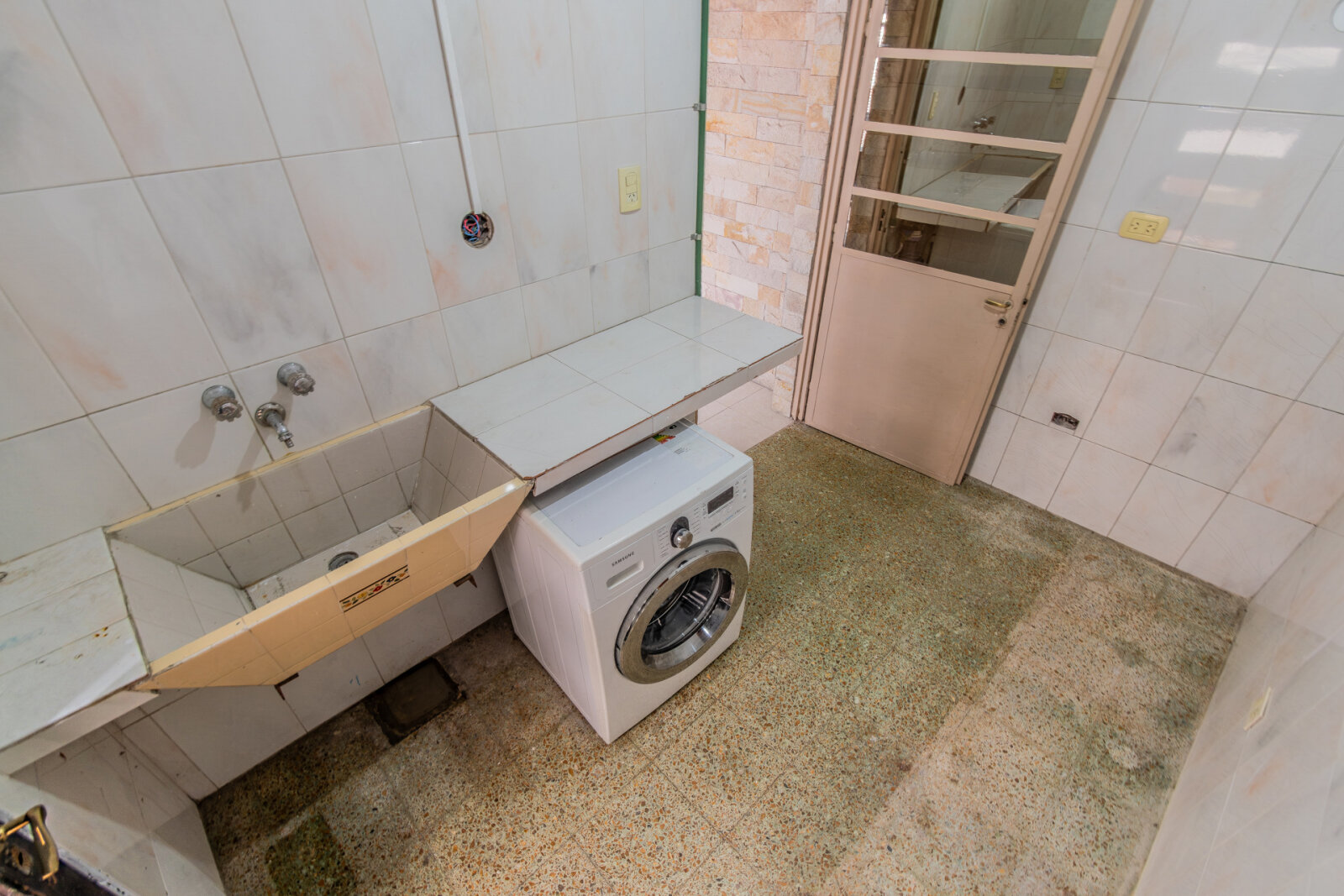 VENTA. CASA. 4 AMBIENTES. PILETA. QUINCHO. TALLER. QUILMES. - 21