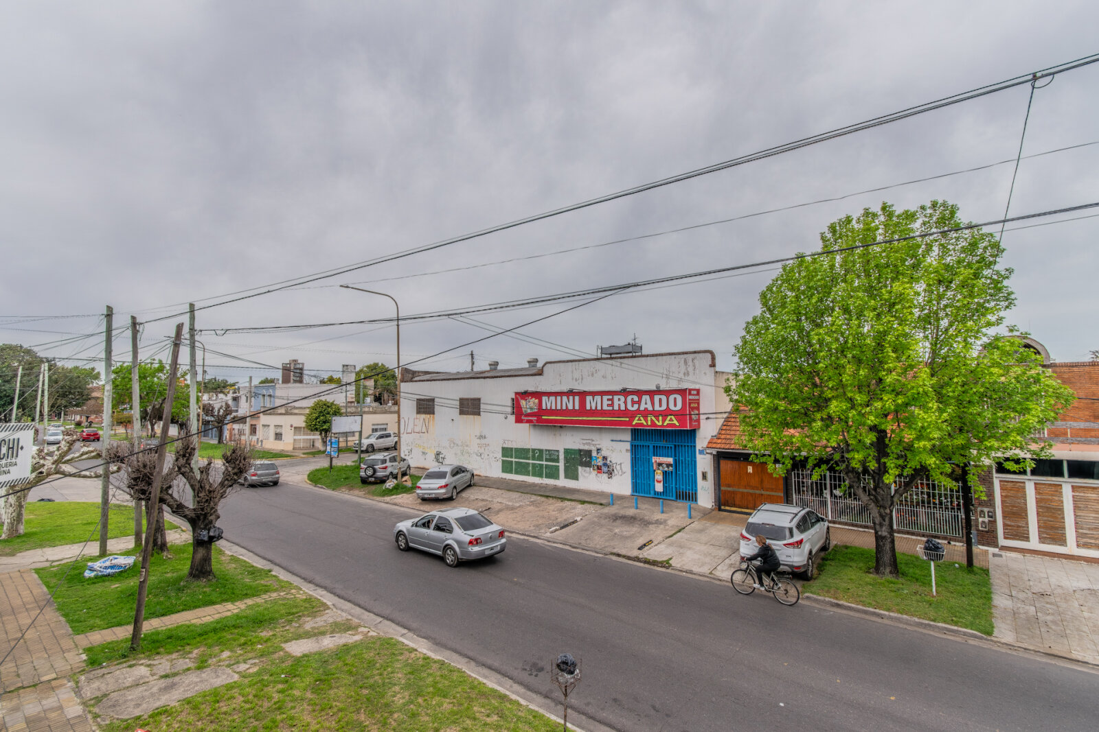 VENTA. CASA. 4 AMBIENTES. PILETA. QUINCHO. TALLER. QUILMES. - 46