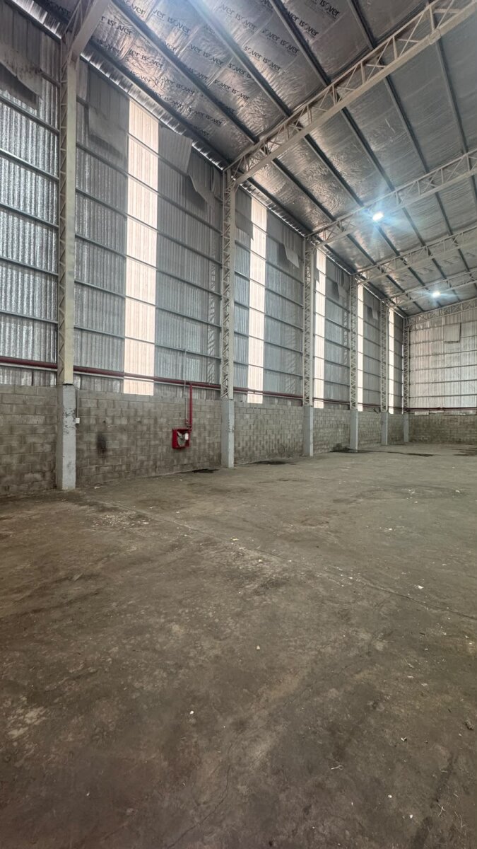 Depósito en venta y en alquiler parque industrial EBAPI 1500 m2 - 7