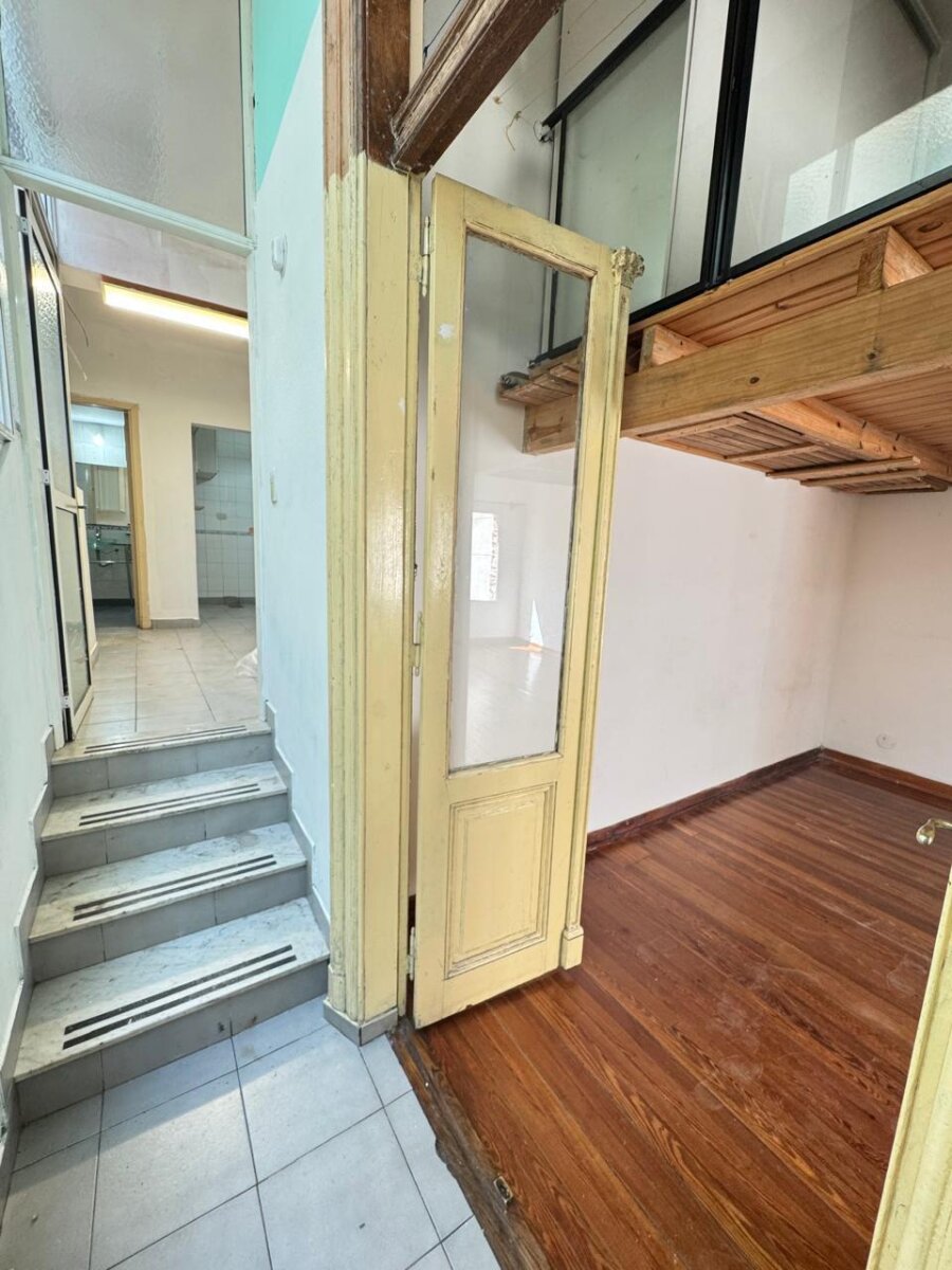 3 AMB. EN MORENO 1326 PISO 3 BARRIO DE MONSERRAT — foto 9
