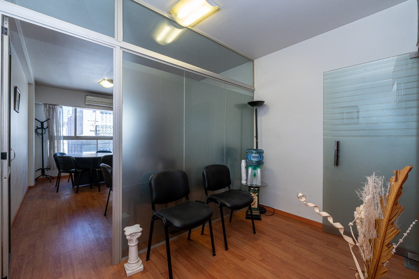 OFICINA ,U$S 37.000.-, TRIBUNALES/URUGUAY 200,IMPECABLE - 5