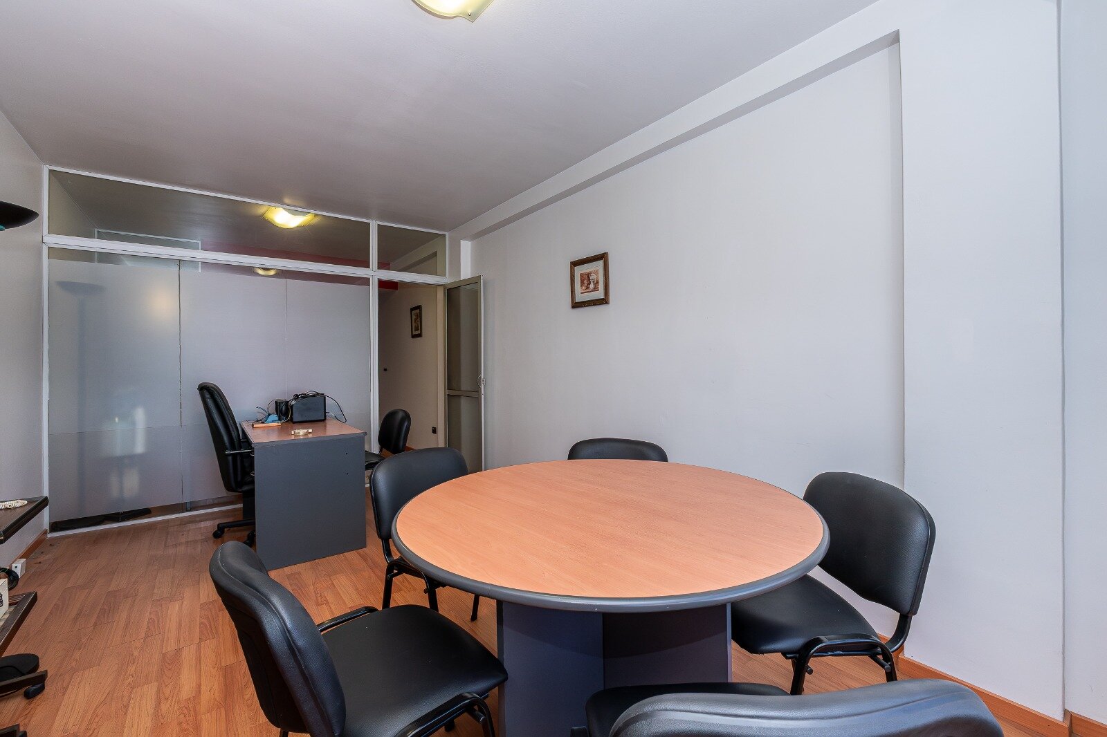 OFICINA ,U$S 37.000.-, TRIBUNALES/URUGUAY 200,IMPECABLE - 11