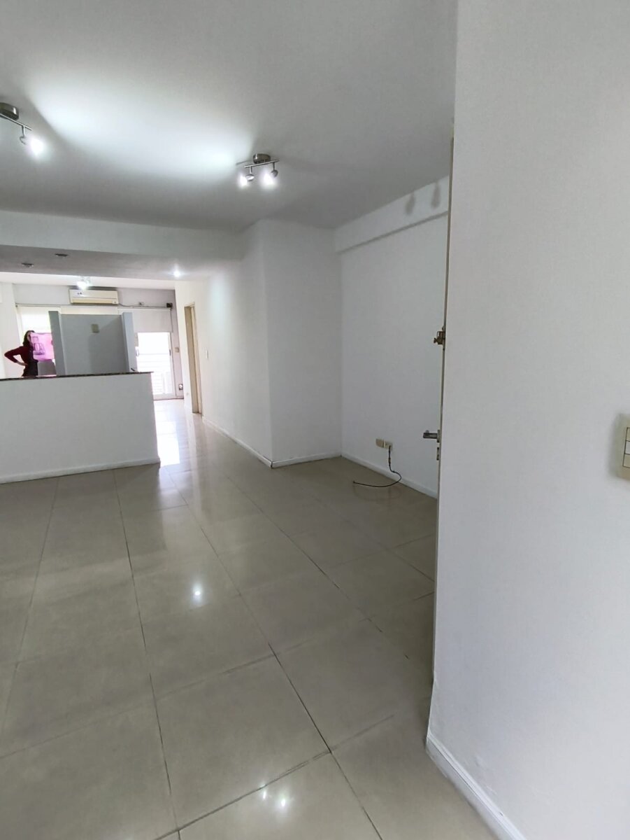 Monoambiente de categoría con balcón | 40 m² de diseño y confort - 6