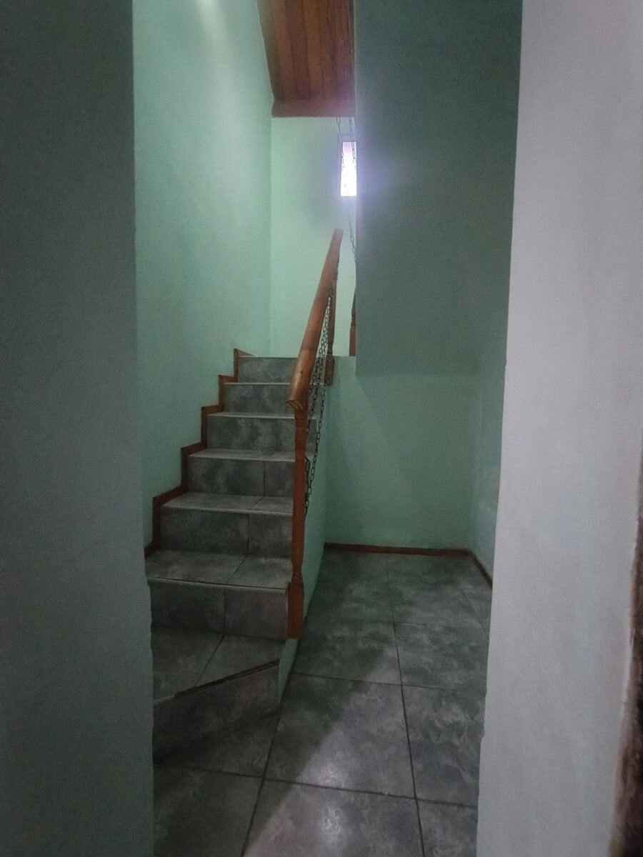 001 Casa tres dormitorios en Crisol Norte con cochera, patio y asador - 13