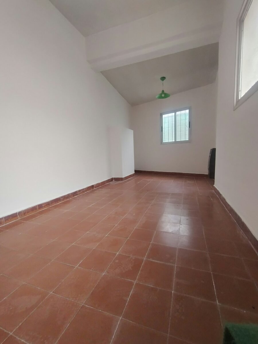 001 Casa tres dormitorios en Crisol Norte con cochera, patio y asador - 4